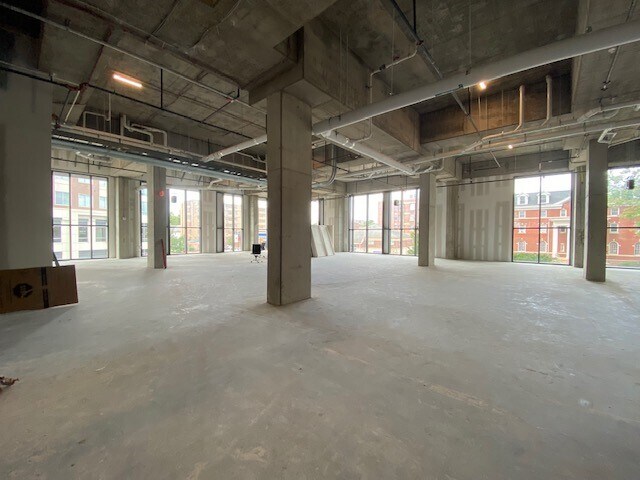 More Photos Of 338 W College Ave, State College Apartments For Lease