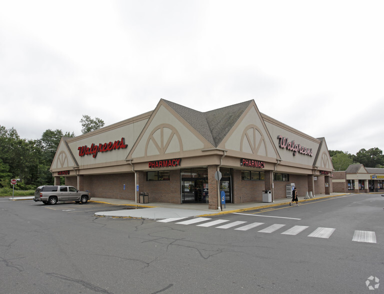 Primary Photo Of 1471 Whalley Ave, New Haven Drugstore For Lease