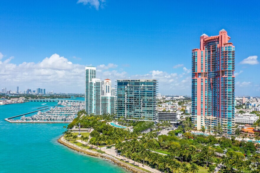 More Photos Of 801 S Pointe Dr, Miami Beach Apartments For Lease