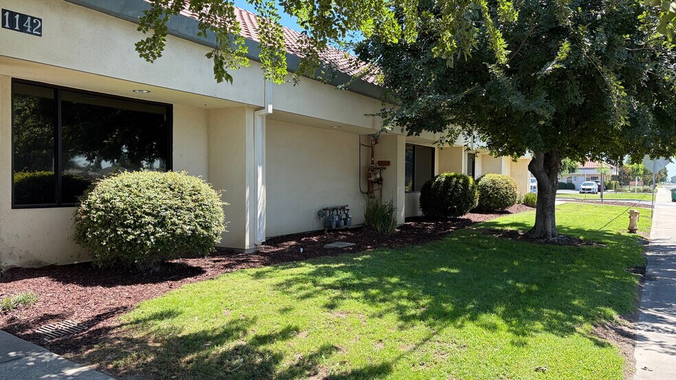 More Photos Of 1142 Rose Ave, Selma Medical For Lease