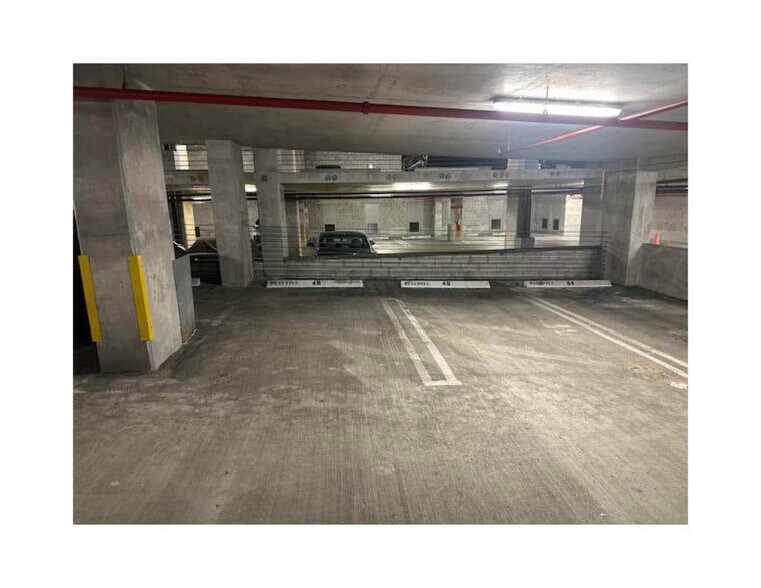 More Photos Of 4300 Biscayne Blvd, Miami Office Residential For Lease