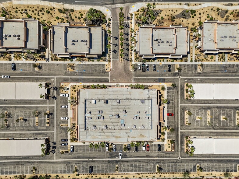 More Photos Of 41990 Cook St, Palm Desert Medical For Lease