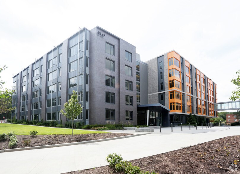 More Photos Of 5180 South Dakota Ave NE, Washington Unknown For Lease