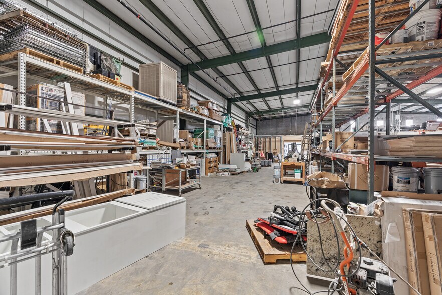 More Photos Of 5300 Ulmerton Rd, Clearwater Industrial For Lease
