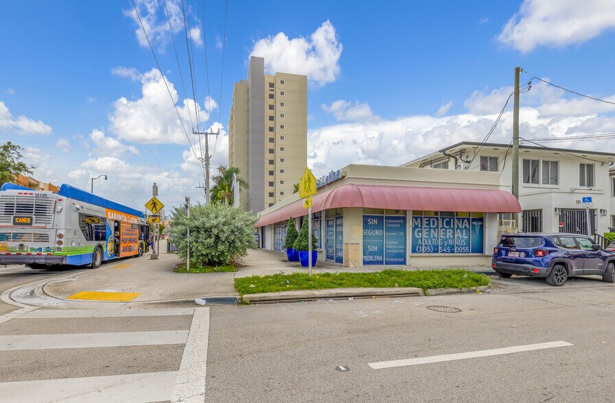More Photos Of 1058-1062 SW 1st St, Miami Storefront Retail Office For Sale