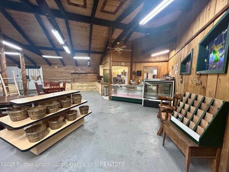 More Photos Of 616 Sudderth Dr, Ruidoso General Retail For Sale