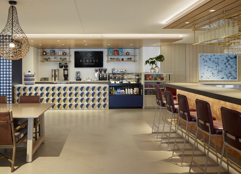 More Photos Of 200 E Randolph St, Chicago Coworking Space