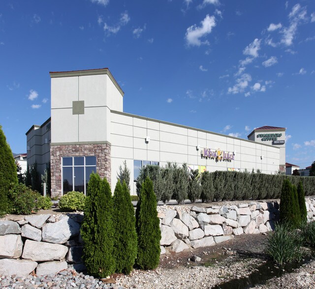 More Photos Of 2320 S Carson St, Carson City Freestanding For Lease