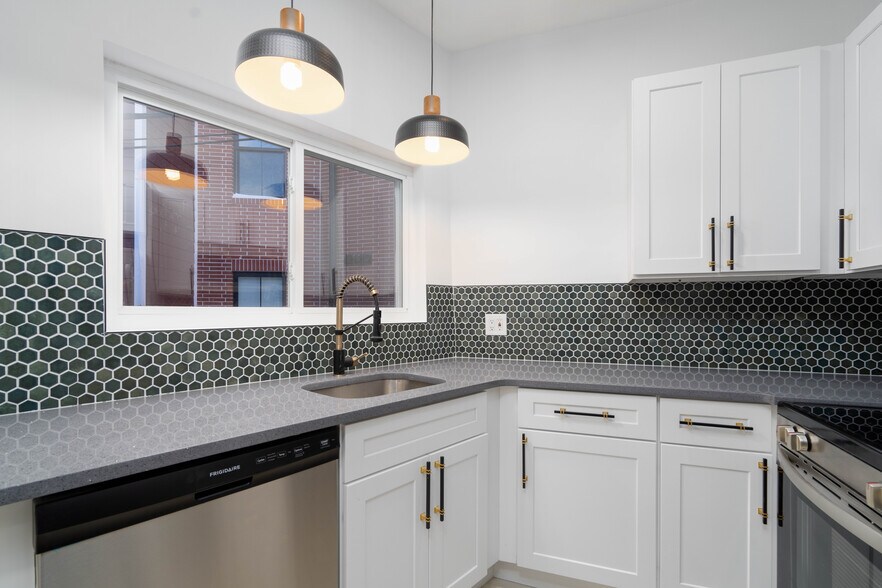 More Photos Of 6319 Germantown Ave, Philadelphia Office Residential For Sale