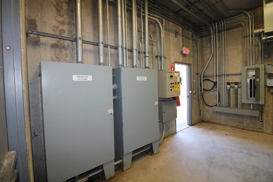 More Photos Of 6059 159th St, Galva Food Processing For Sale
