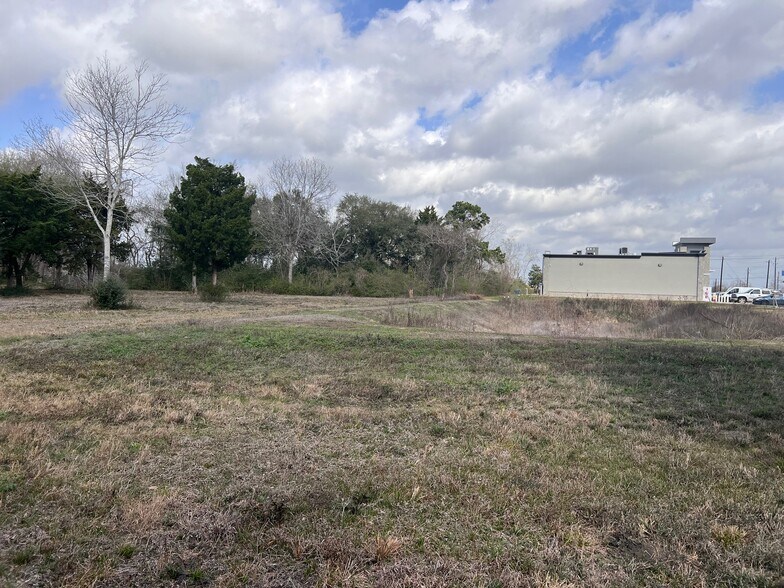 More Photos Of N Main St & W Archer Rd, Baytown Land For Sale