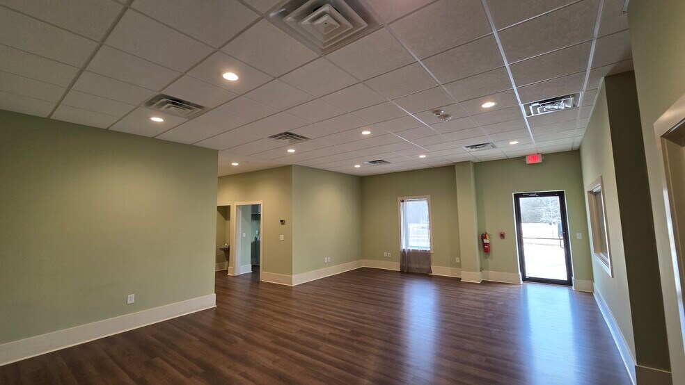 More Photos Of 3663 Southland Dr, Flowery Branch Warehouse For Sale