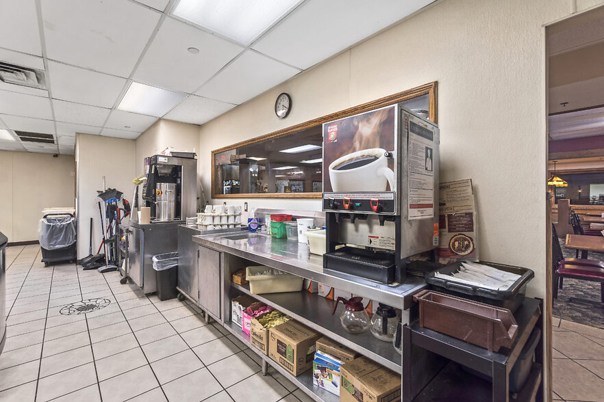 More Photos Of 2951 Old Orchard Rd, Jackson Restaurant For Sale