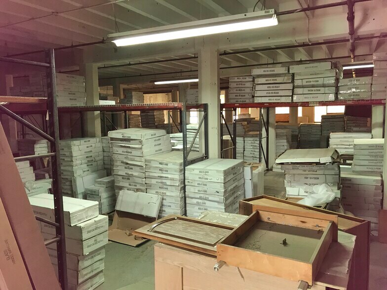 More Photos Of 2-6 Lister Ave, Newark Warehouse For Lease