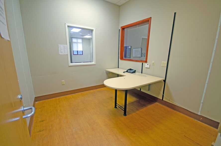 More Photos Of 1922 K M Wicker Memorial Dr, Sanford Medical For Lease