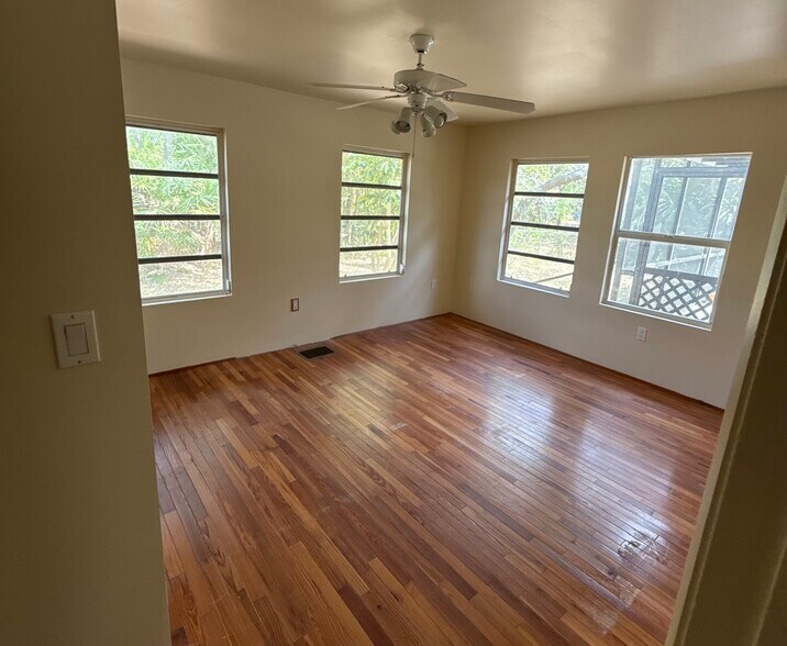 More Photos Of 29199 Livingston Dr, Punta Gorda Multifamily For Sale