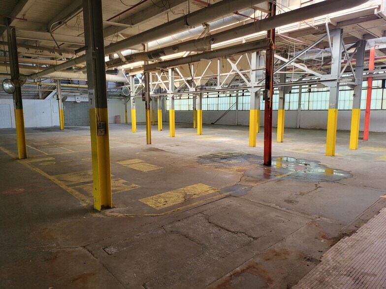 More Photos Of 1400-1414 E State St, Olean Manufacturing For Lease