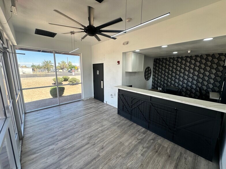 More Photos Of 10380 N 91st Ave, Peoria Auto Repair For Lease