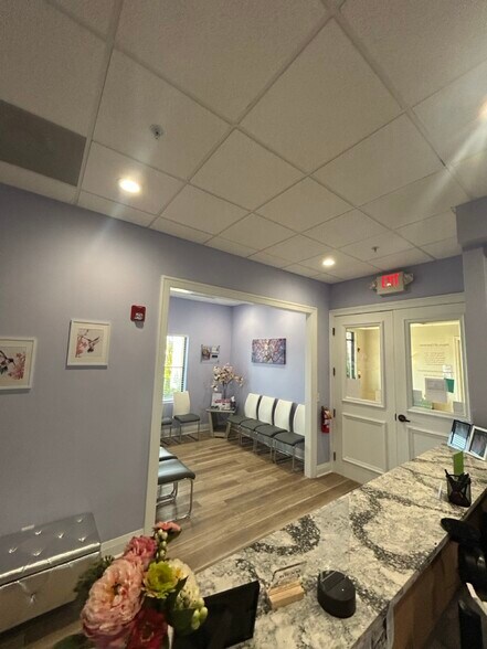 More Photos Of 7955 Airport Pulling Rd, Naples Medical For Lease