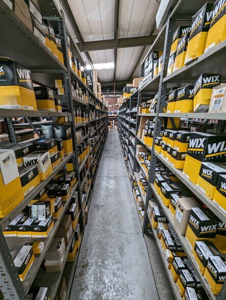 More Photos Of 14051 US Highway 98 Byp, Dade City Manufacturing For Sale