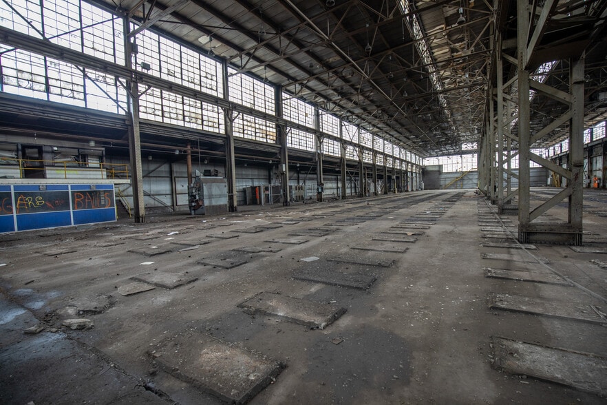 More Photos Of 2800 E Dunes Hwy, Gary Warehouse For Lease