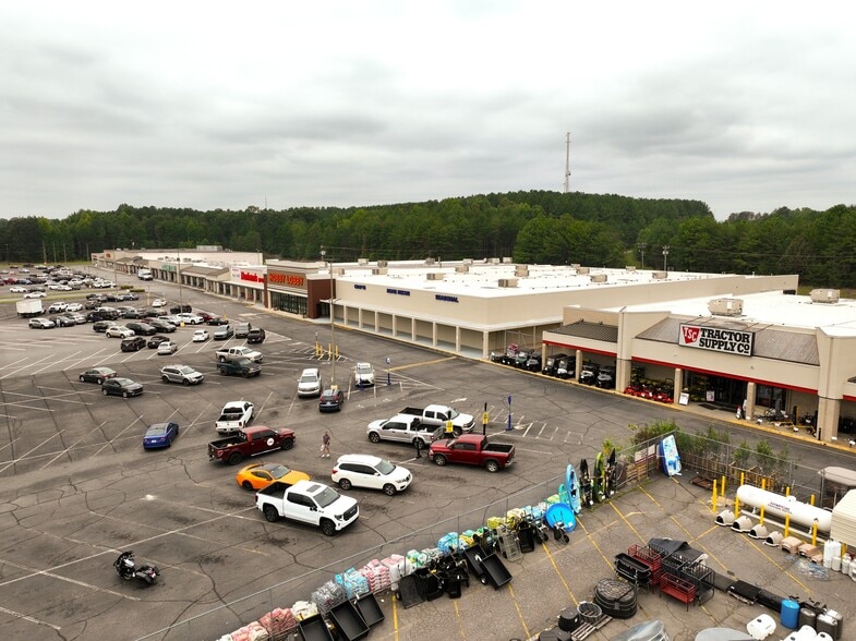 More Photos Of 1601-1639 US Highway 74A Byp, Spindale Unknown For Lease