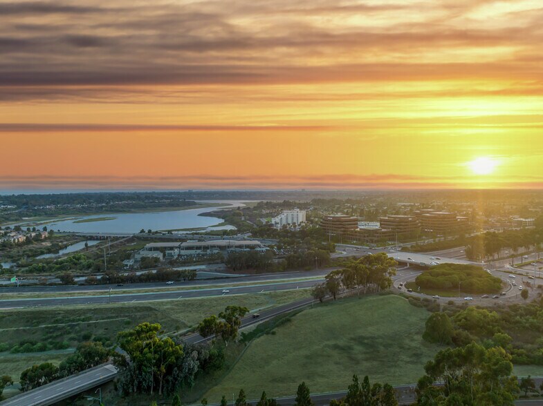 More Photos Of 19800 MacArthur Blvd, Irvine Coworking Space