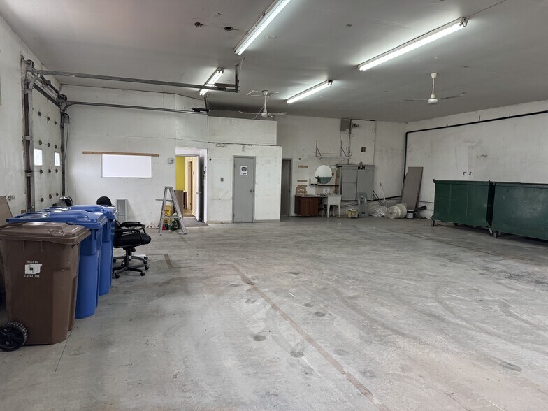 More Photos Of 101 Rue Des Ateliers, Lavaltrie Industrial For Lease