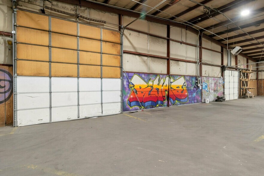 More Photos Of 2401 S Delaware St, Denver Manufacturing For Sale