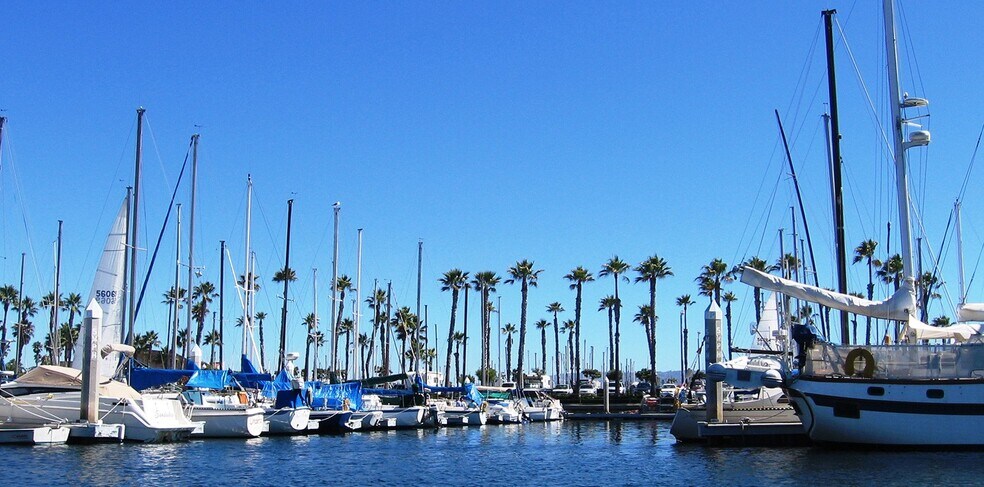 More Photos Of 210-212 Yacht Club way, Redondo Beach Office For Lease