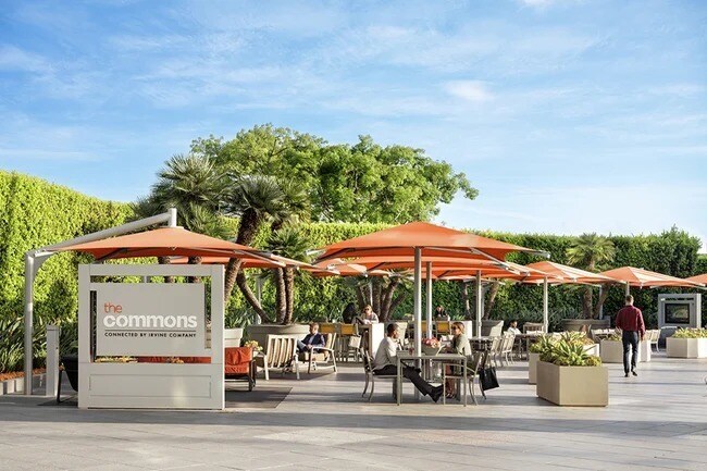 More Photos Of 2121 Avenue of the Stars, Century City Coworking Space