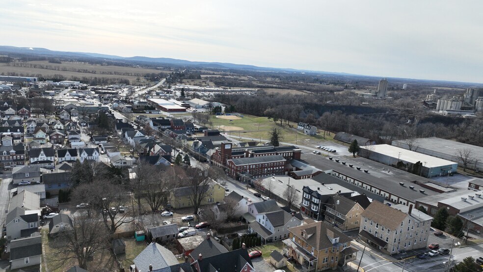 More Photos Of 240 S Main St, Nazareth Flex For Lease