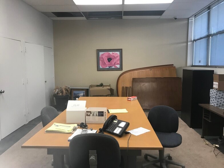 More Photos Of 231 Wilson Ave, Norwalk Industrial For Sale