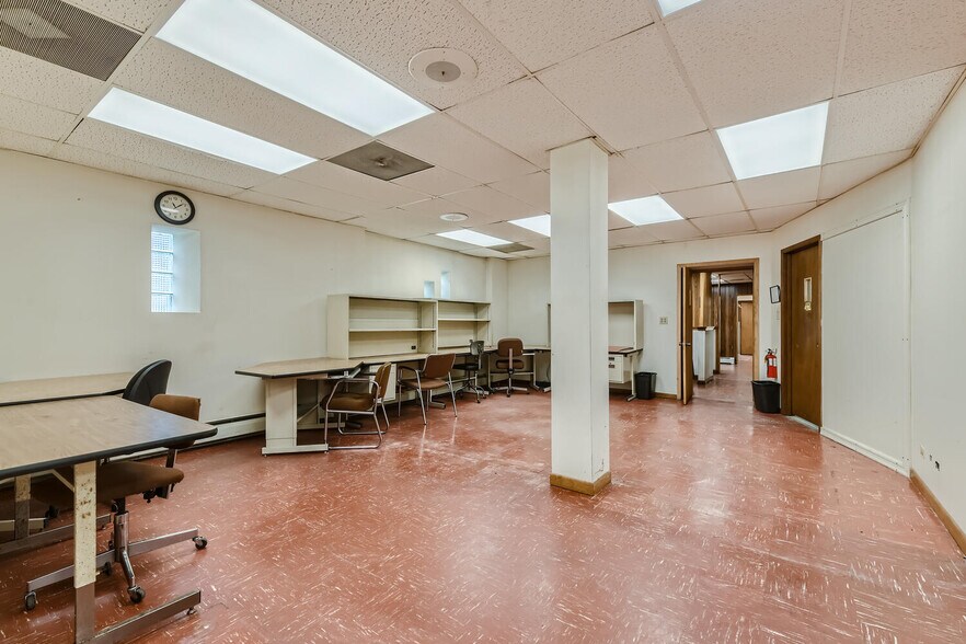 More Photos Of 2950-2958 Leavitt st, Chicago Warehouse For Sale