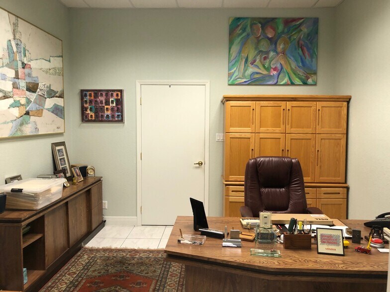 More Photos Of 2031 NW 22nd St, Pompano Beach Warehouse For Lease