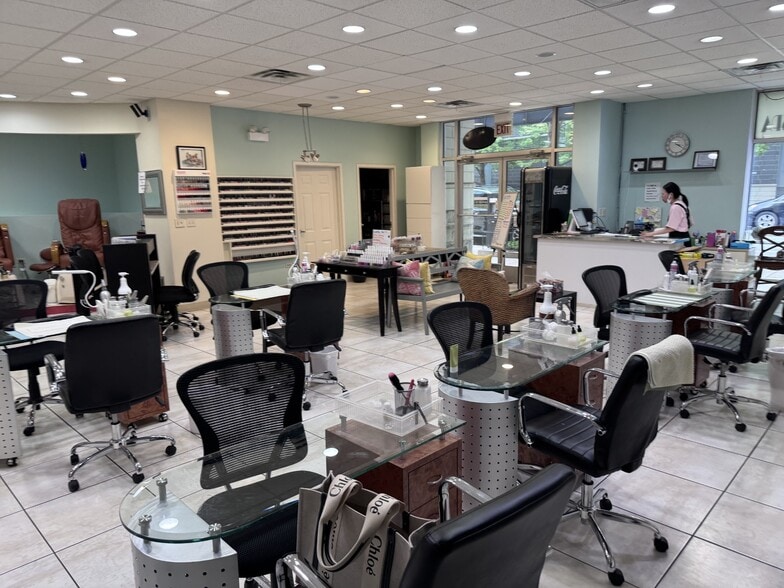 More Photos Of 873 N Larrabee St, Chicago Apartments For Sale