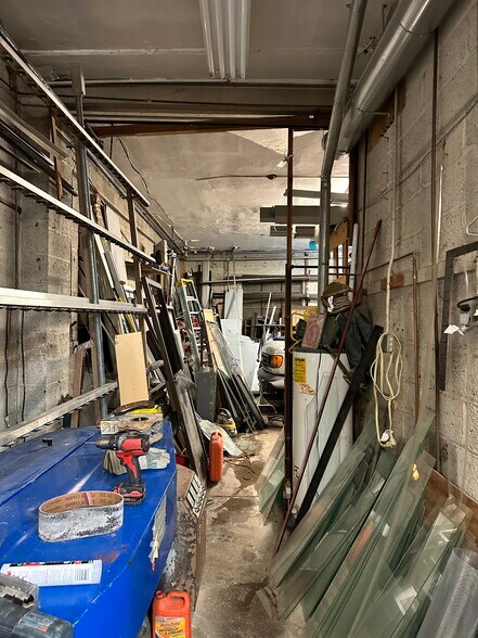 More Photos Of 323 Washington St, Mount Vernon Industrial For Sale