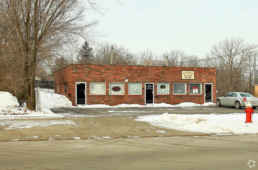 More Photos Of 5396 Lee Rd, Maple Heights General Retail For Lease