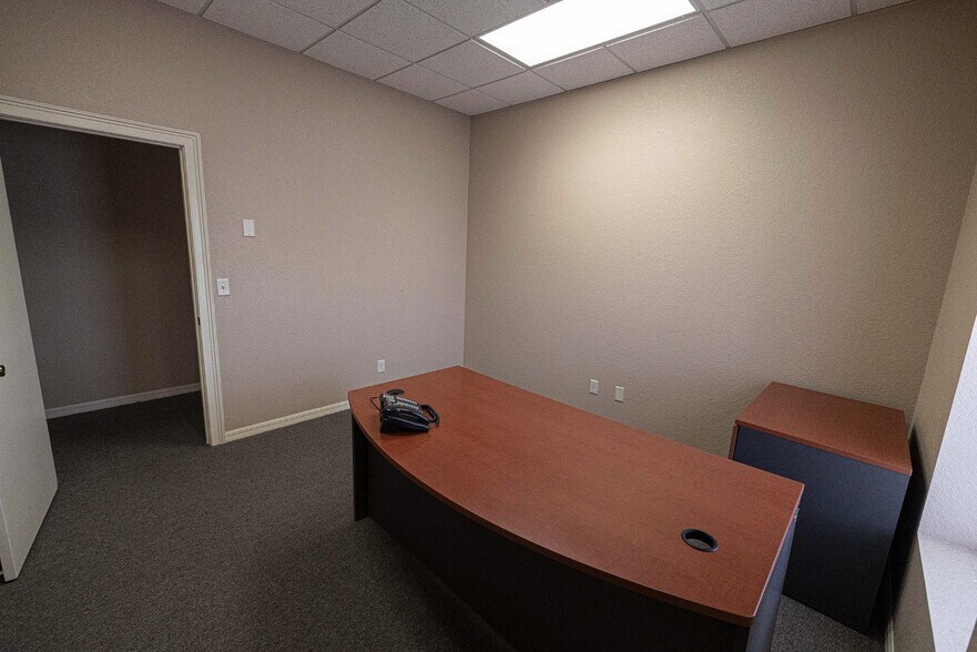 More Photos Of 5608 SE 113th St, Belleview Office For Lease