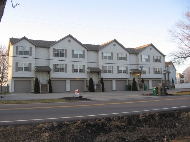 More Photos Of 6037 Lake Rd W, Ashtabula Apartments For Sale