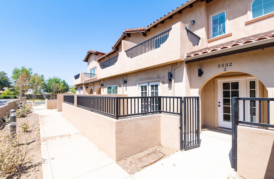 More Photos Of 5526 Los Angeles Ave, Simi Valley Apartments For Sale