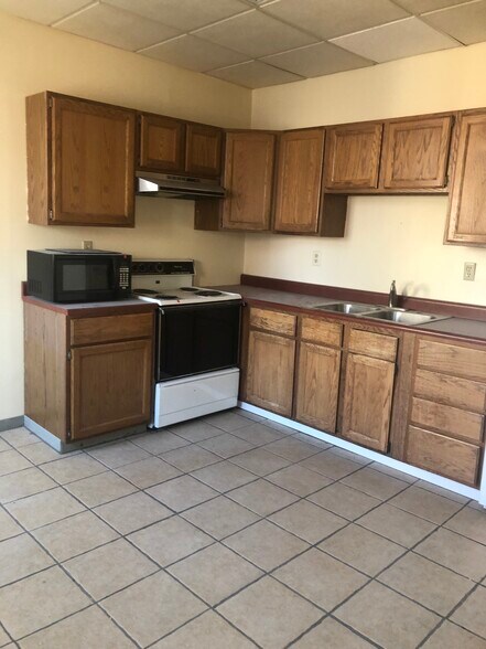 More Photos Of 817 Main St, Cincinnati Coworking Space