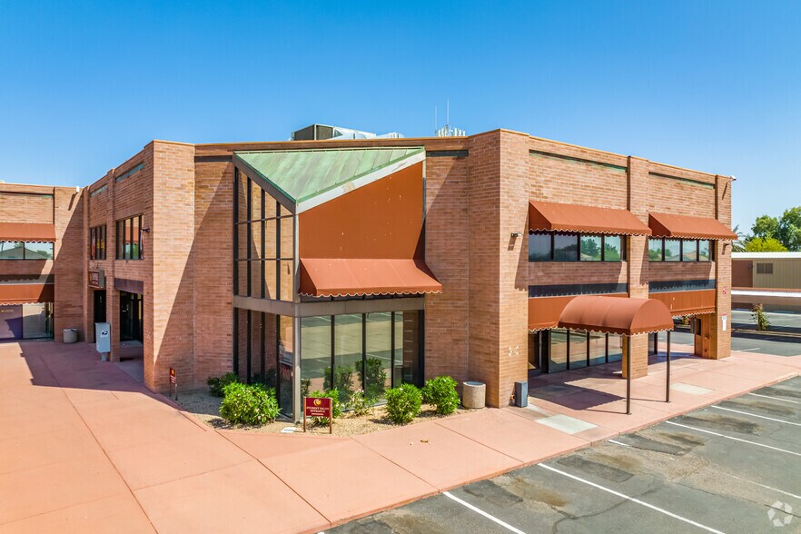 Primary Photo Of 2727 W Glendale Ave, Phoenix Office For Lease