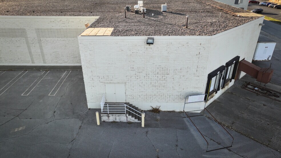 More Photos Of 1450 E Pershing Rd, Decatur Warehouse For Sale