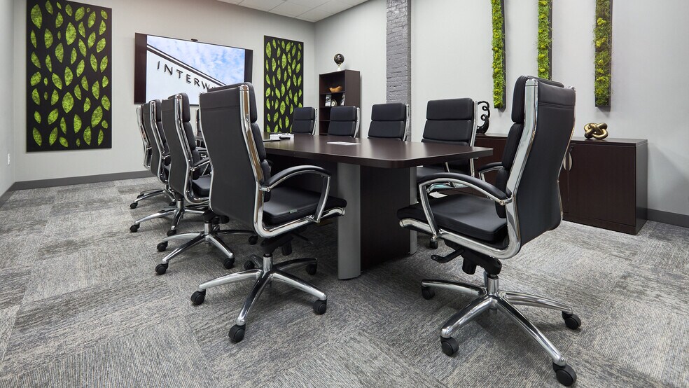 More Photos Of 190 Virginia St, Mount Airy Office For Sale