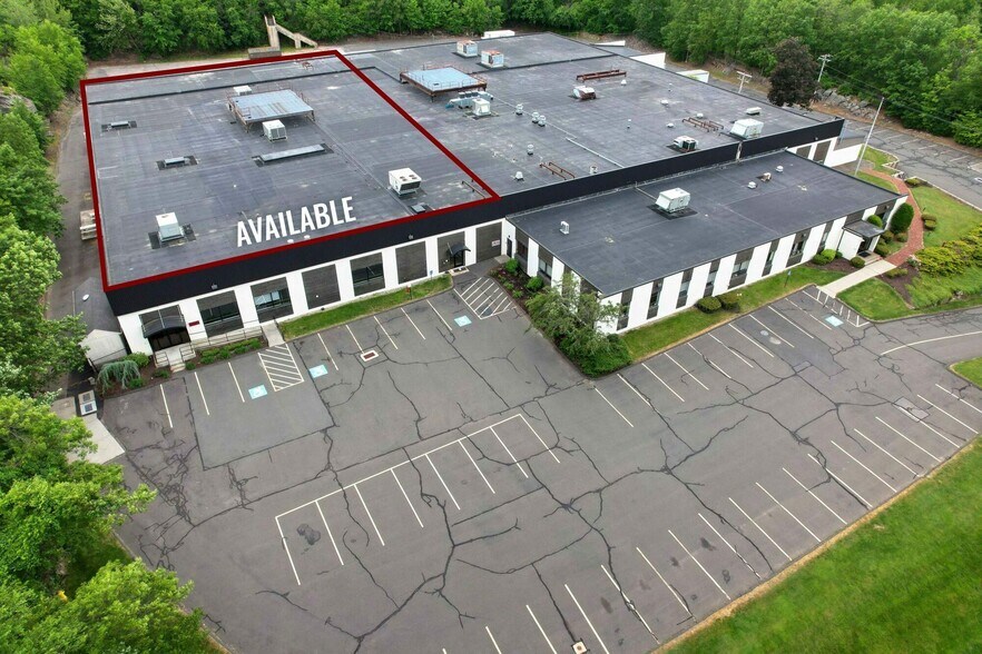 More Photos Of 562 Captain Neville Dr, Waterbury Manufacturing For Lease