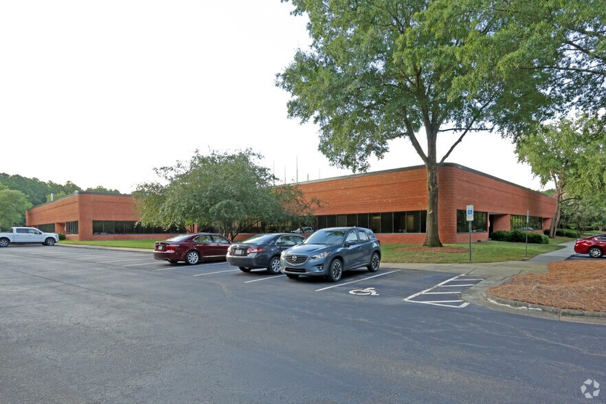 More Photos Of 800-801 Capitola Dr, Durham Research And Development For Lease