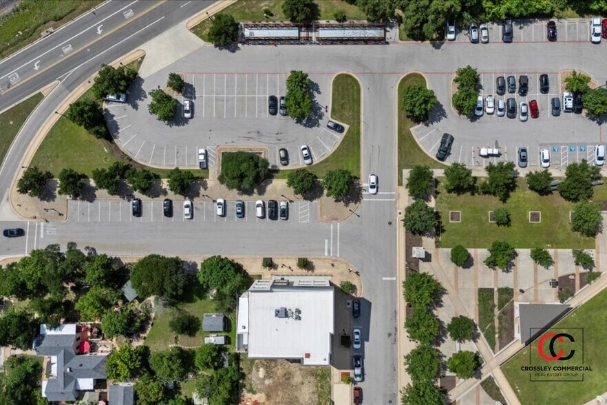 More Photos Of 211 S Brown St, Round Rock Medical For Sale