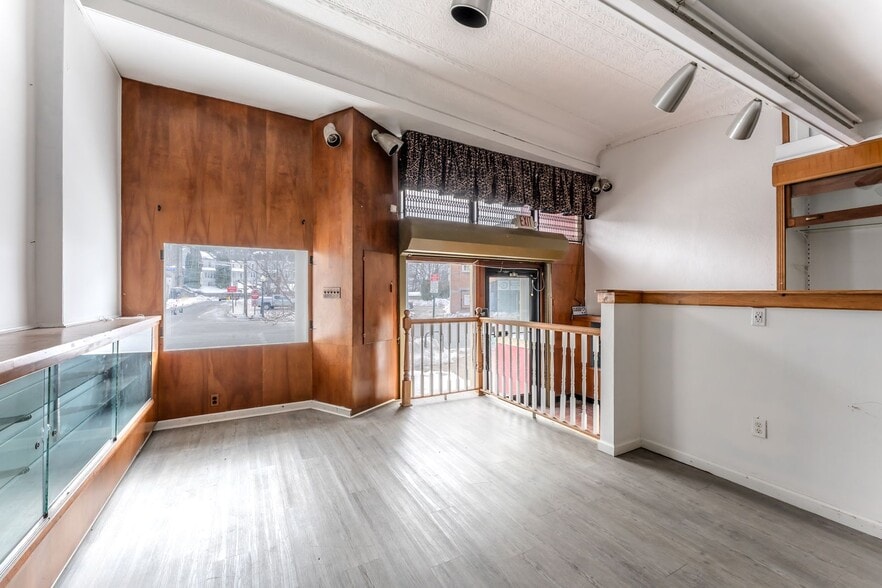 More Photos Of 1-5 Broadway, Bangor Apartments For Lease