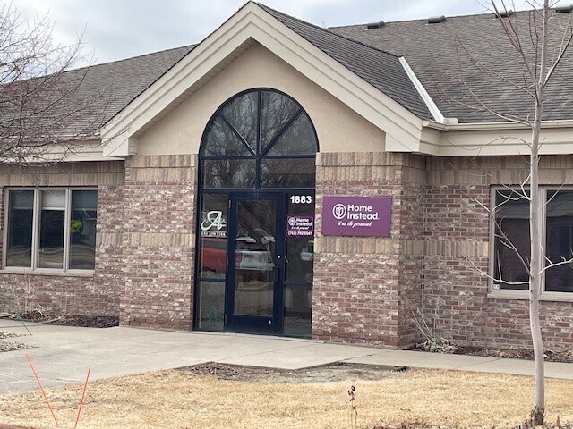 More Photos Of 1883 NW Station Pky, Andover Office For Sale